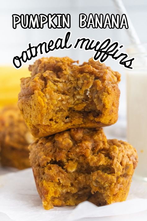 Pumpkin Banana Oatmeal Muffins - Make the Best of Everything Banana Pumpkin Protein Muffins, Protein Pumpkin Banana Bread, Banana Pumpkin Oatmeal, Oatmeal Protein Muffins, Banana Pumpkin Muffins, Oatmeal Banana Muffins, Pumpkin Oat Muffins, Pumpkin Protein Muffins, Pumpkin Oatmeal Muffins