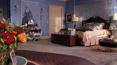 Blair Waldorf´s Bedroom Gossip Girl Bedroom, Blair Waldorf Bedroom, Blair Waldorf Room, Waldorf Bedroom, Gossip Girl Decor, Waldorf Room, Lodge Bedroom, Bedroom Deco, Apartment Bedroom