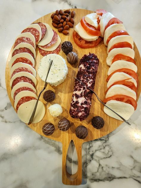 Candy Cane Charcuterie Board, Candy Cane Charcuterie, Cheese Logs, Salted Almonds, Meat Candy, Salami And Cheese, Cheese Log, Cranberry Cheese, Tomato Mozzarella