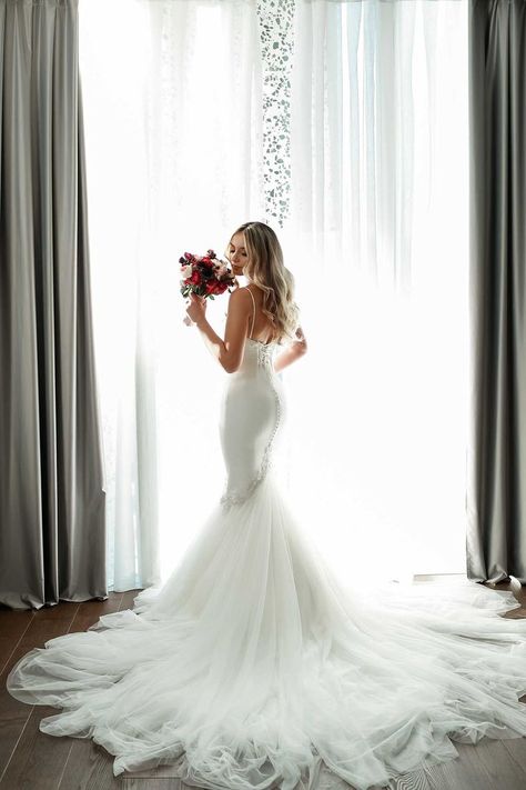 Lovely bride posing at the window | Wedding portrait poses, Bridal portrait poses, Bride Bride And Groom Wedding Poses, Bride Detail Shots, Bridal Photo Poses, Photoshoot Bridesmaids, Bridesmaid Portraits, Simple Wedding Ceremony, Bride Shots, Bride Posing, 2024 Bride