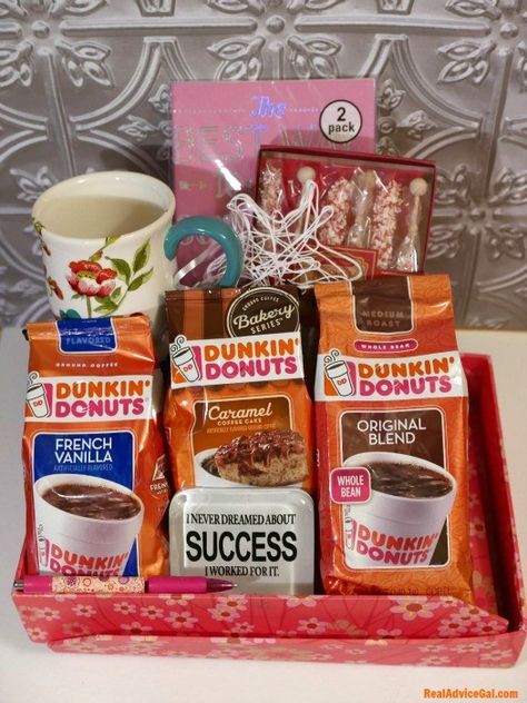 How to Pick the Perfect Gift? Donut Gift Basket, Coffee Baskets, Snowman Donuts, Coffee Basket, Boxes Ideas, Donut Gifts, Coffee Gift Basket, Raffle Basket, Boyfriend Gift Basket