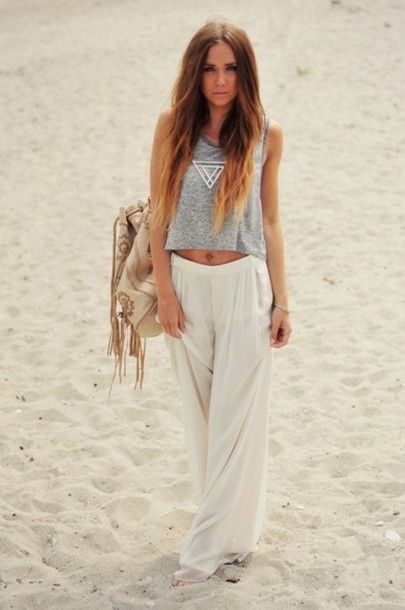 Boho Beach Outfit fashion summer fashion boho bohemian beachwear loose pants Look Hippie Chic, Boho Mode, Instagram Baddie, Estilo Hippie, Blogger Outfits, Mode Boho, Hipster Outfits, Bohol, Weekly Outfits