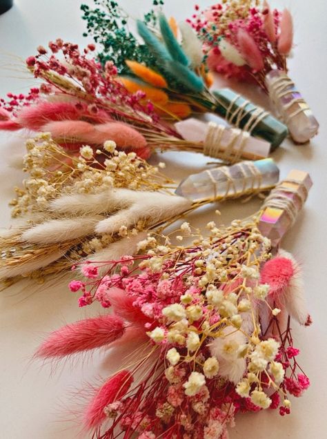 Guide to Planning a Beautiful Boho Themed Party | GigSalad Crystals In Wedding Bouquet, Crystals In Wedding Decor, Dry Flower Arrangements Wedding, Wedding Decor Crystals, Bridesmaids Flower Alternatives, Alternatives To Flowers For Wedding, Dried Wedding Flowers Ideas, Wedding Crystal Decor, Nontraditional Bouquet Wedding