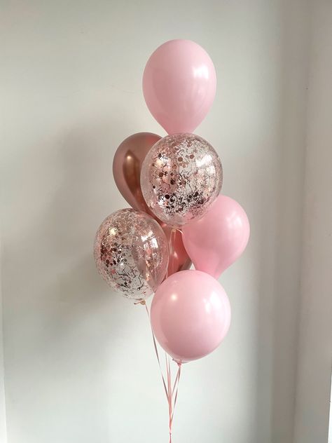 Pink Sweet 16 Balloons, Birthday Pink Balloons, 1st Birthday Balloon Bouquet, Pink Balloons Aesthetic, Pink White Rose Gold Balloons, Foto Gender Reveal, Pink Birthday Balloons, Rose Gold Decorations, Pink Ans Gold Baloons