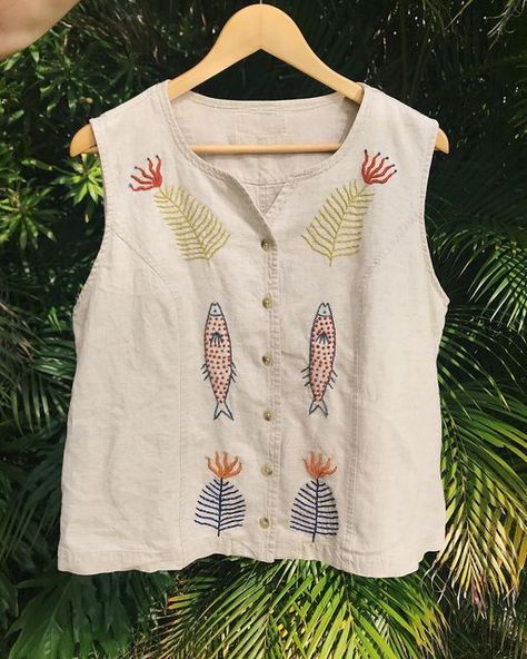 Linen Waistcoat, Embroidered Clothes, Vintage Linen, Embroidered Shirt, Upcycle Clothes, Sewing Clothes, Sewing Inspiration, Diy Clothes, Fashion Inspo Outfits