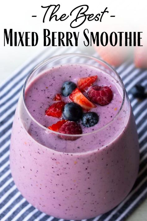 Berry Smoothie With Yogurt, Triple Berry Smoothie, Berry Protein Smoothie, Smoothie Recipes With Yogurt, Berry Yogurt, Fruit Smoothie Recipes Healthy, Mixed Berry Smoothie, Berry Smoothie Recipe, Smoothies With Almond Milk