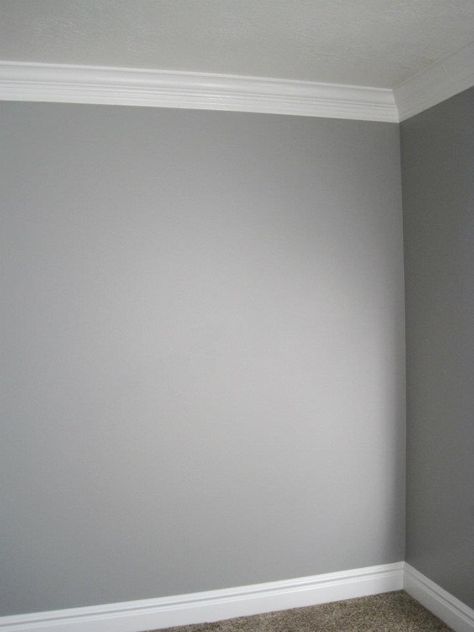 Grey Walls + White Moldings= Modern Sophisticate Inspired Room! Baseboard Trim Styles, Baseboard Styles, Baseboard Trim, White Molding, Gray Walls, Grey Room, Grey Kitchens, Simple Bedroom, Remodel Bedroom