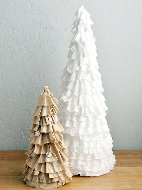 Coffee Filter Holiday DIY Decorating Ideas | Coffee filters are great for DIY projects around the home and for making thoughtful holiday gifts for friends and family! Coffee Filter Wreath, Christmas Cones, Coffee Filter Crafts, Coffee Filter Flowers, Cone Christmas Trees, Coffee Filters, Indoor Christmas, Paper Christmas, Diy Coffee