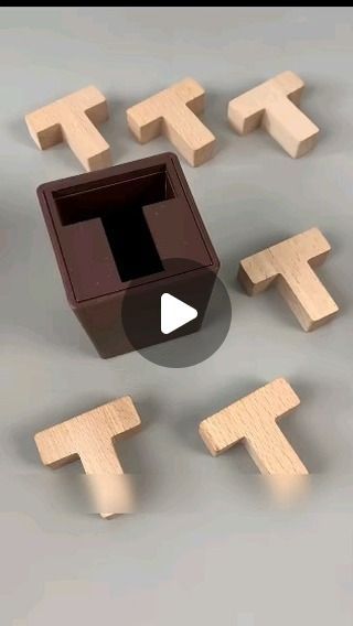 Games Made Out Of Wood, Wooden Games To Make, Cardboard Puzzle Diy, Wood Toy Ideas, Wood Games Diy, Diy Wood Puzzle, Diy Wooden Puzzles, Diy Wooden Games, Wood Puzzle Game