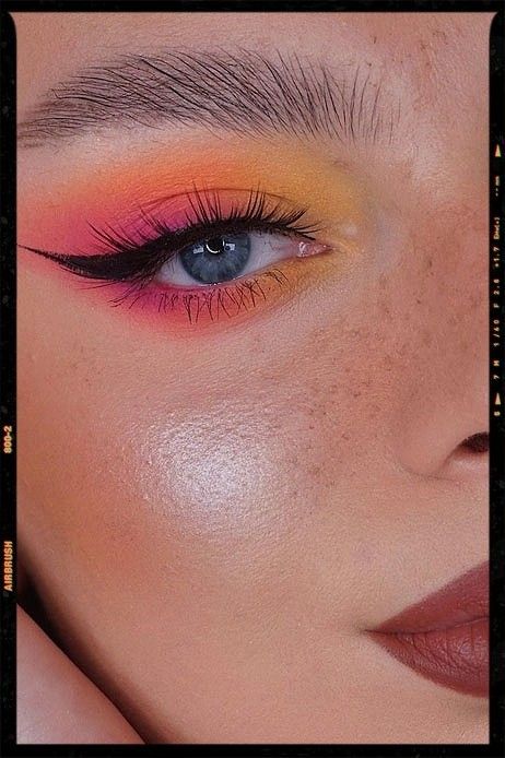 Picture Edited by AirBrush AppFilterColorULT-3Best Eye Makeup Looks For 2022PinkOrange Neon Eyeshadow Lookmakeup makeuplooks eyemakeup fashion inspiration pinkandorangeeyeshadow beauty photoeditor filter airbrush retouch airbrushfilter Orange Eye Makeup, Applying Eyeshadow, Neon Eyeshadow, Pink Eyeshadow Look, Festival Makeup Glitter, Concert Makeup, Orange Makeup, Neon Makeup, Pink Eye Makeup