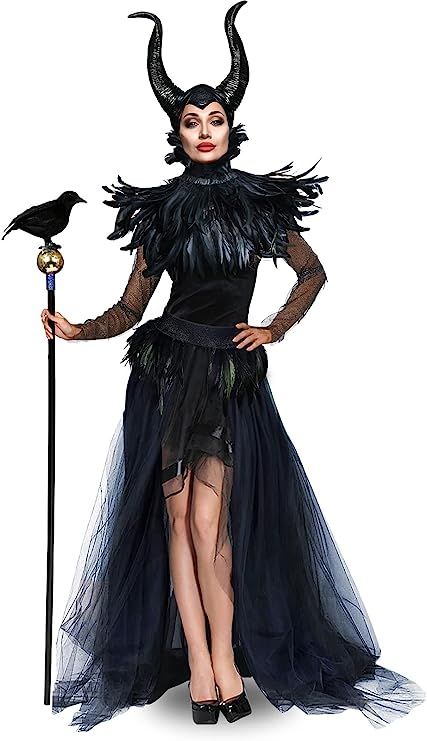 Raven Costume Halloween, Raven Costume, Maleficent Halloween, Feather Shawl, Halloween Costume Design, Maleficent Costume, Great Halloween Costumes, Witch Costumes, Diy Halloween Costumes For Women