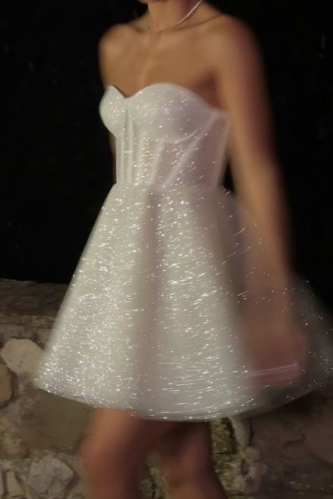 Wedding Dress Dinner Party, Glitter Wedding Reception Dress, Wedding Dress Evening Change, Wedding Dress Party Receptions, Wedding Dresses For After Party, After Wedding Dress For Bride, Wedding Dress For After Party, Wedding Dresses Reception After Party, Wedding After Party Dress For Bride Short