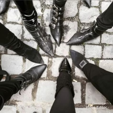 Trad Goth Outfits, Traditional Goth, 80s Goth, Goth Shoes, Goth Subculture, Goth Boots, High Noon, Goth Aesthetic, Witchy Woman