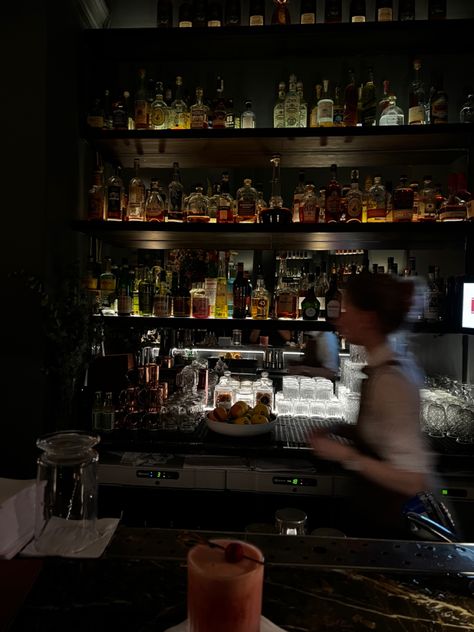 Restauranteur Aesthetic, Post Party Aesthetic, Club Waitress Aesthetic, Los Angeles Bar Aesthetic, Server Restaurant Aesthetic, Bar Tending Aesthetic, Vintage Bartender Aesthetic, Bar Tender Aesthetic Women, Restaurant Bar Aesthetic