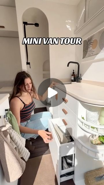 Valérie Bourdonnec on Instagram: "MINI VAN TOUR #vantour" Small Van Conversion, Mini Van Conversion, Mini Van Camper, Van Conversion Ideas, Mercedes Camper Van, Mercedes Camper, Converted Vans, Van Tour, Van Build