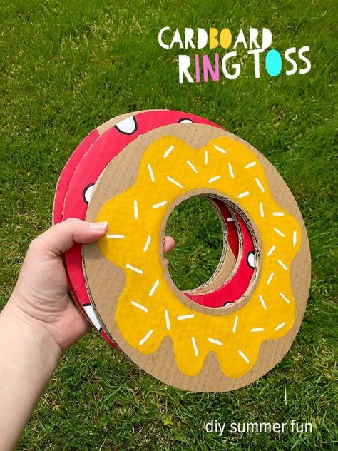 How to make donuts for a ring toss game – Recycled Crafts Ring Toss Diy, Diy Garden Games, Donut Craft, Backyard Party Games, Donut Themed Birthday Party, Diy Donuts, Donut Decorations, Ring Toss Game, Donut Birthday Parties