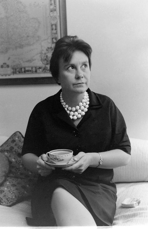 Harper Lee – A Literary Legend Lee May, Library Work, Kill A Mockingbird, Harper Lee, Toni Morrison, In Cold Blood, Prize Winning, Second Wife, Women Writers