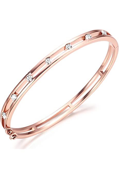 Rose Gold Bracelet For Women, Rose Gold Bangle Bracelet, Diamond Bracelet Design, Rose Gold Bangle, The Bangles, Bracelets Design, Antique Jewelry Indian, Rose Bracelet, Bracelet Wedding