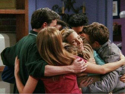 I need at least one of these hugs daily! Friends Best Moments, Friends Scenes, Friends Episodes, Friends Poster, Friends Cast, Friends Tv Series, Ross Geller, Friends Moments, Friends Series