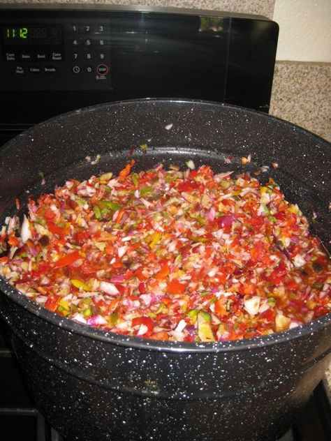 Pioneer Woman Hoagies With Quick Pepper Relish, Peppers In Sauce Canned, Bell Pepper Relish Canning, Green Pepper Relish Canning Recipes, Pepper Relish Recipe Easy, Pepper And Onion Relish Recipes, Mad Hatter Pepper Recipes, Green Pepper Relish, Canning Condiments