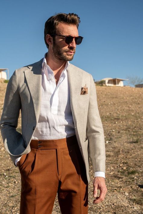 man style natural colours High Waist Suit Men, Summer Tweed Outfit, Cocktail Suits For Men, Elegant Outfits For Men, Italian Style Men, Gentleman Style Outfits, Men Formal Outfit, Italian Men Style, Pini Parma