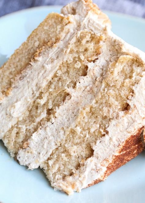 Cinnamon Buttercream, Cinnamon Glaze, Layer Cake Recipes, Cinnamon Cake, Cinnamon Roll Cake, Recipe Binder, A Piece Of Cake, Monkey Bread, Cupcake Cake