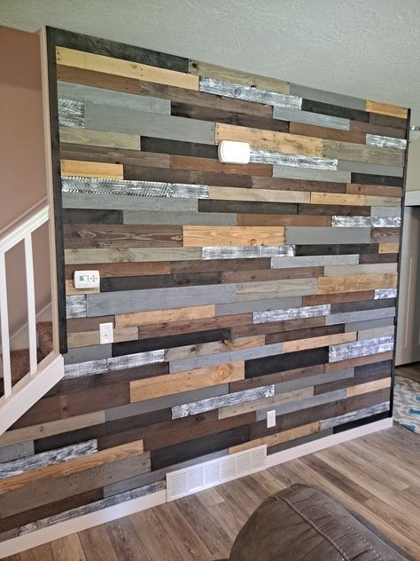 Accent Wall Rustic, Winter Blend, Reclaimed Wood Accent Wall, Pallet Walls, Reclaimed Pallets, Wood Pallet Wall, Wood Accent Wall, Pallet Wall, Reclaimed Pallet Wood