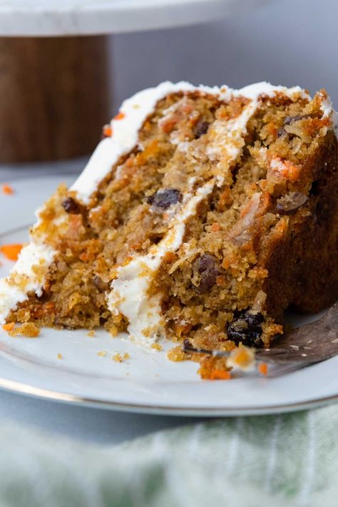 Almond Flour Carrot Cake, Using Almond Flour, Carrot Cake Recipe Easy, Gluten Free Carrot Cake, Easy Carrot Cake, Baking With Almond Flour, Vegan Carrot Cakes, Best Carrot Cake, Almond Flour Recipes