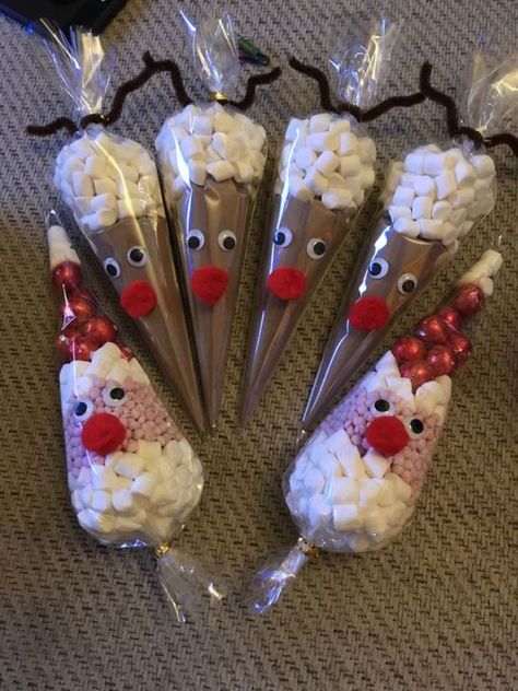 Christmas Sweet Cones, Winter Party Favor, Reindeer Hot Chocolate, Prize Ideas, Chocolate Cone, Winter Birthday Parties, Hot Chocolate Gift, Christmas Eve Box Fillers, Christmas Gifts To Make