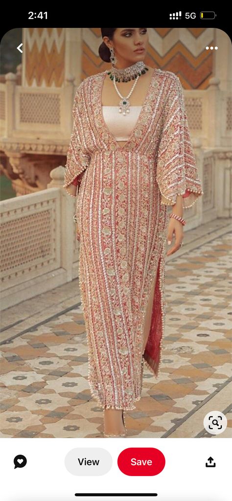 Saira Shakira, Kaftan Designs, Pakistani Fashion Party Wear, Western Dress, Salwar Kamiz, Bridal Dress Fashion, Designer Dresses Casual, Boutique Dress Designs, Stylish Party Dresses