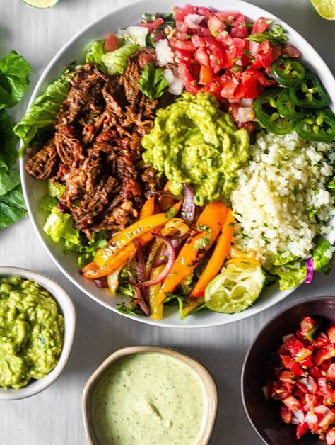 Whole 30 Chipotle, Chipotle Beef Burrito, Chipotle Chicken Rice Bowl, Beef Burrito Bowl Recipe, Beef Burrito Bowl, Chipotle Beef, Burrito Bowl Recipe, Beef Burrito, Burrito Bowls Recipe