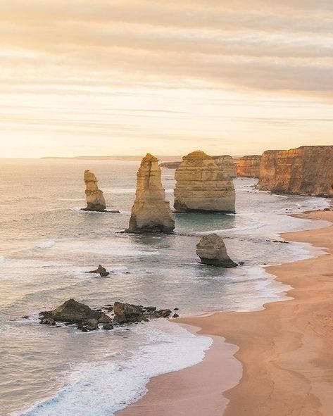 The Twelve Apostles, Australia Travel Guide, Twelve Apostles, Mountain Travel, English Heritage, Rock Formations, Victoria Australia, Travel Instagram, Australia Travel