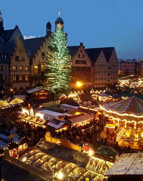 Glühwein -- German Mulled Wine a traditional Christmas beverage Best European Christmas Markets, European Christmas, German Christmas Markets, Christmas In Europe, Best Christmas Markets, Christmas Markets Europe, Europe Winter, German Christmas, Voyage Europe