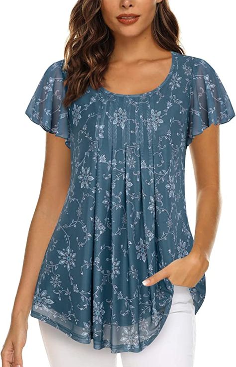 Short Sleeve Tunic Tops, Fashion Top Outfits, Dressy Blouse, Short Sleeve Tunic, Pullover Designs, Floral Print Shorts, Dressy Casual, Fashion Tops, Short Tops