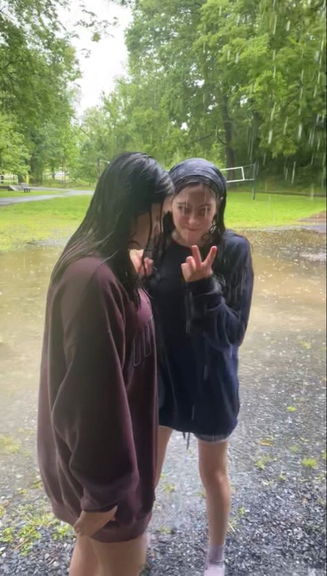 Twin Flame Friendship, Best Friends In The Rain, Rain Aesthetic Friends, Friends Dancing In The Rain, Breanna Core, Dancing In The Rain Aesthetic Friends, Rain Best Friend Pictures, Friend Songs, Best Friend Songs