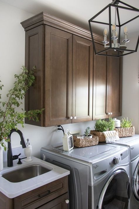 Brown Laundry Room Cabinets, Dark Laundry Room, Organization Laundry Room, Dark Oak Cabinets, Landry Room, Laundry Room Paint Color, Laundry Room Paint, Organization Laundry, Laundry Room/mudroom