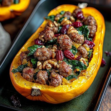 Butternut Squash Stuffed With Sausage, Butternut Squash With Spinach, Sausage Stuffed Butternut Squash, Stuffed Butternut Squash, Butternut Squash Spinach, Stuffed Butternut, Butternut Squash Casserole, Buttercup Squash, Healthy Lunches