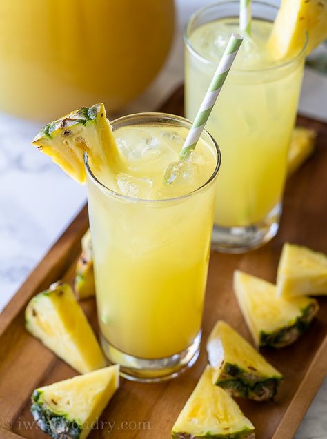 Sparkling Pineapple Lemonade Pineapple Drink, Drinks With Pineapple Juice Non Alcoholic, Fresh Pineapple Juice, Strawberry Julius Recipe, Pineapple Sprite Lemonade Punch, Pineapple Breeze Drink, Lemonade Cake Recipe, Pineapple Lemonade Recipe, Drinks With Pineapple Juice