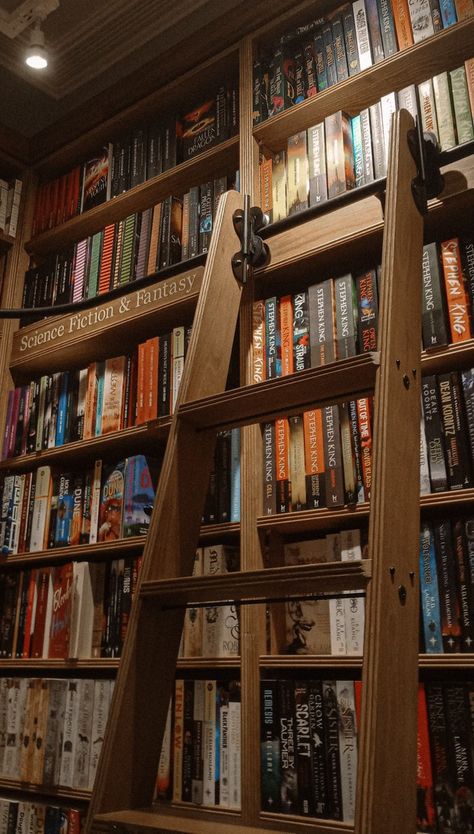 Bookshelf Ladder Aesthetic, London Bookshop Aesthetic, Cute Bookshop Aesthetic, The Mistletoe Motive Aesthetic, Small Bookshop Aesthetic, Cozy Book Store Aesthetic, Book Store Owner Aesthetic, Christmas Bookstore Aesthetic, Store Owner Aesthetic