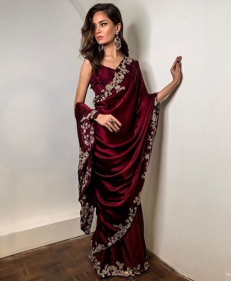 3 trends from Pakistani fashionistas for the wedding season | The Express Tribune Saree Wearing Styles, Indian Sari Dress, Fancy Sarees Party Wear, Sari Dress, Indian Fashion Saree, Saree Designs Party Wear, Indian Dresses Traditional, Party Wear Saree, Indian Woman