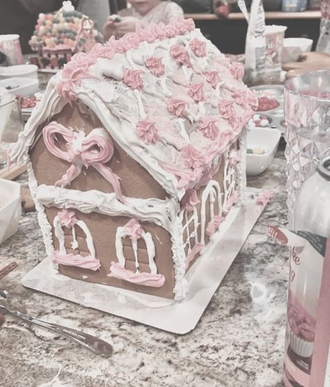 Pink gingerbread house winter christmas holidays aesthetic baby pink Christmas Dreaming, Winter Princess, Pink Xmas, Pink Christmas Decorations, Christmas Feeling, Christmas Inspo, Christmas Mood, Pink Princess, Christmas Aesthetic