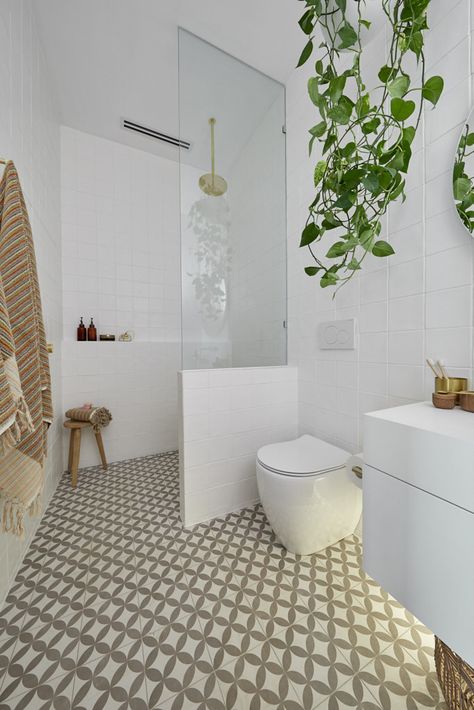 The Block 2019: week 2 ensuite bathroom reveals - The Interiors Addict Ensuite Room, Ensuite Bathrooms, Ensuite Bathroom, Renovation Design, Apartment Bathroom, Bathroom Layout, Laundry In Bathroom, House Bathroom, Beautiful Bathrooms