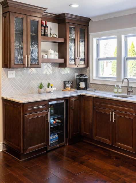 Dark Brown Kitchen Cabinets, Brown Kitchen Designs, Wood Kitchens, Dark Brown Cabinets, Brown Kitchen Cabinets, Dark Wood Kitchens, Wood Floor Kitchen, Brown Cabinets, Transitional Decor Kitchen