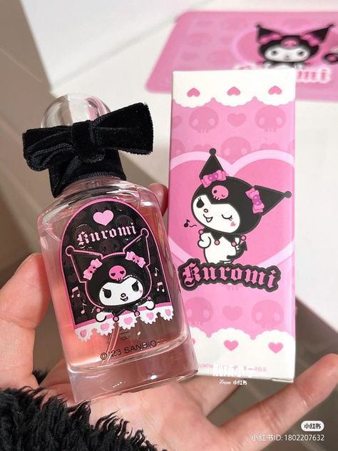 Champagne Perfume, Koleksi Parfum, Random Objects, Hello Kitty Makeup, Cute School Stationary, Hello Kitty Crafts, Hello Kitty Accessories, Hello Kit, Pink Hello Kitty