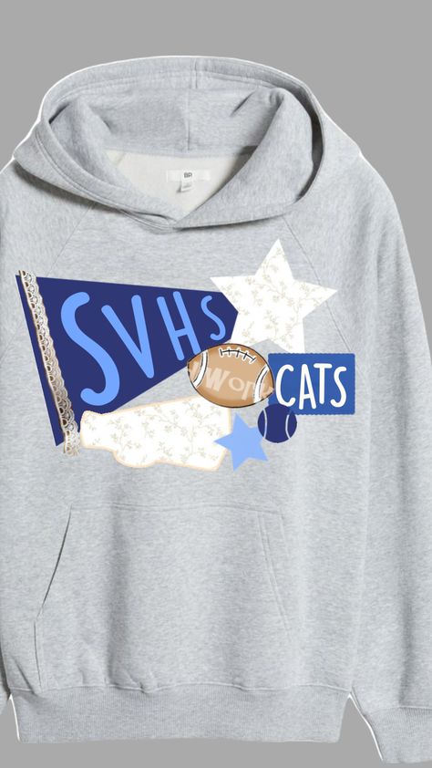 high school pennant hoodie! Senior Painted Jeans, School Pennant, Patchwork Hoodie, Hoodie Diy, Patchwork Clothes, Patchwork Sweatshirt, School Sweatshirts, Cute Sewing Projects, Diy Sweatshirt