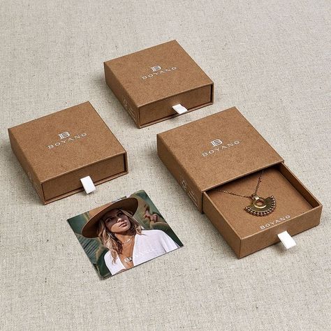 Eco Packaging Ideas, Eco Friendly Packaging Design, Jewelry Packaging Diy, Custom Jewelry Packaging, Jewelry Packaging Design, Jewelry Box Design, Jewelry Logo Design, Jewelry Packaging Box, Packaging Food