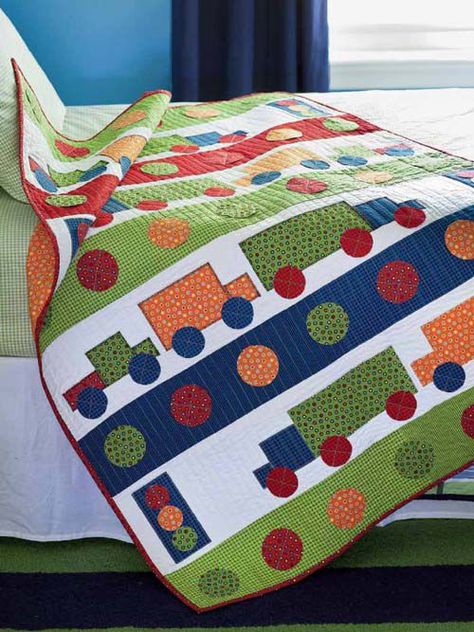 Top 5 Baby Quilt Patterns Toddler Boy Quilts, Baby Boy Quilt Patterns, Playful Animals, Boys Quilt Patterns, Quilt Pattern Download, Modern Baby Quilt, Baby Quilt Pattern, Quick Quilt, Cot Quilt