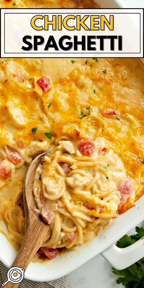 overhead photo of a baking dish of chicken spaghetti with a wooden spoon scooping and recipe title block at the top. Quick Chicken Spaghetti Recipe, Spaghetti White Sauce Recipes, Stovetop Chicken Spaghetti, Chicken Cheese Spaghetti, Chicken And Spaghetti Recipes, Southern Chicken Spaghetti Recipe, White Spaghetti Recipe, Creamy Spaghetti Recipes, Cheese Chicken Spaghetti