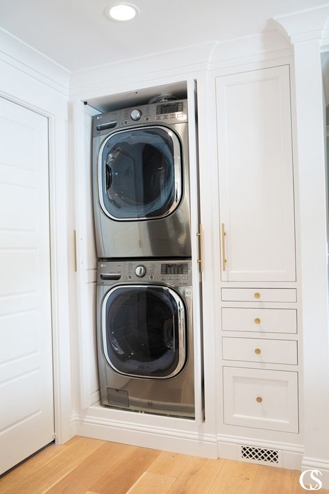 Stairs Laundry, Stacked Laundry Room, Laundry Room Ideas Small Space, Pantry Laundry, Laundry Space, Laundry Cabinets, Laundry Room Closet, Mudroom Laundry Room, Laundry Room Layouts