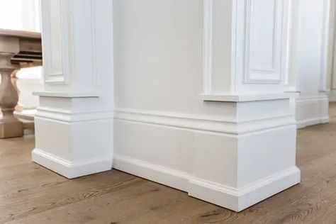 Shoe Molding vs Quarter Round – Everything You Need to Know ⋆ Tall Baseboards, Base Shoe Molding, Baseboard Styles, Quarter Round Molding, Trim Moulding, Baseboard Trim, White Molding, Baseboard Molding, Square Shoes